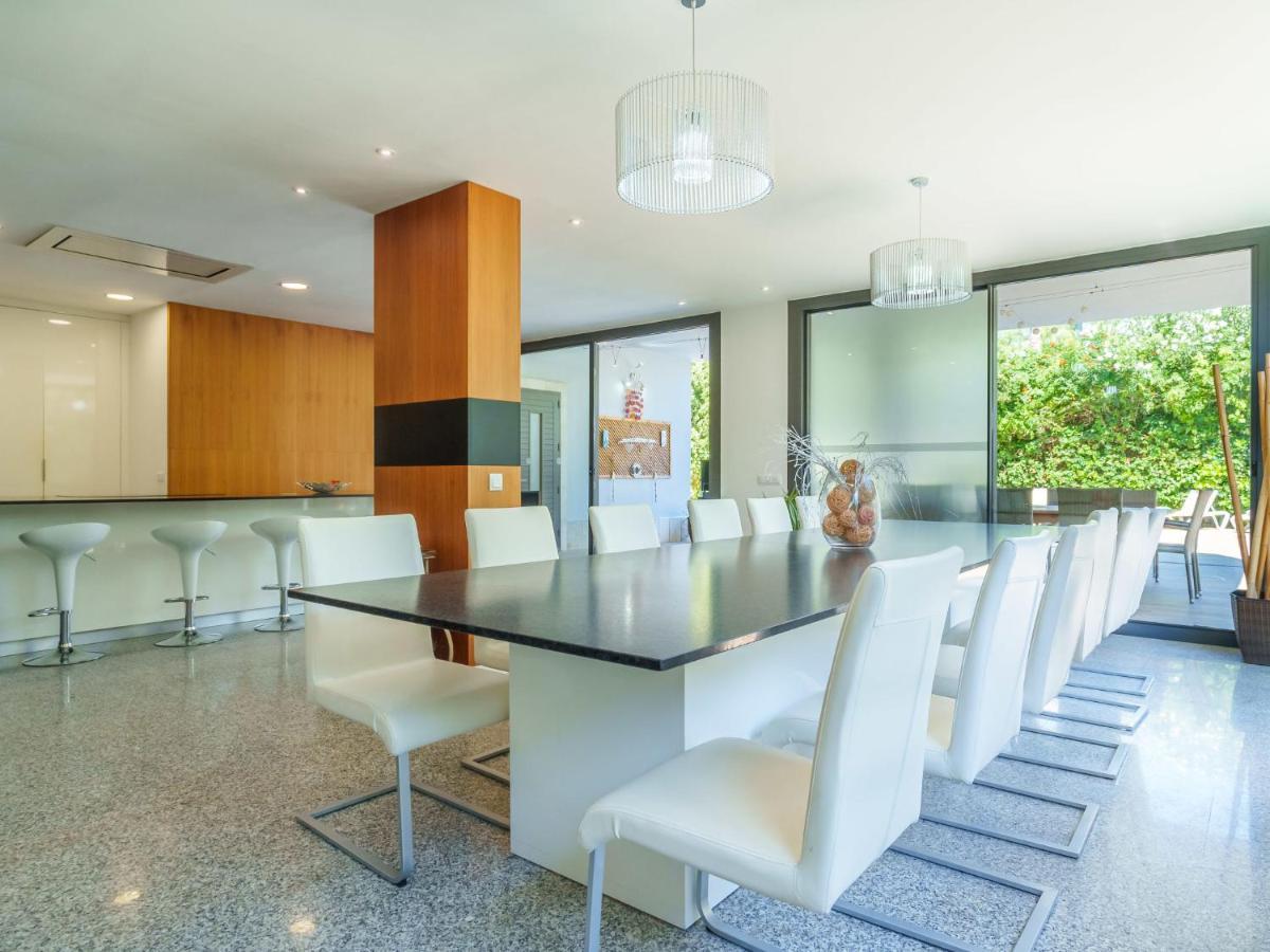 Diagonal By Interhome Villa *